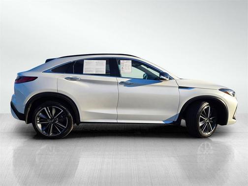 2025 INFINITI QX55 LUXE