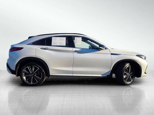 2025 INFINITI QX55 LUXE