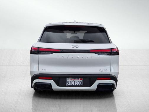 2025 INFINITI QX60 Pure