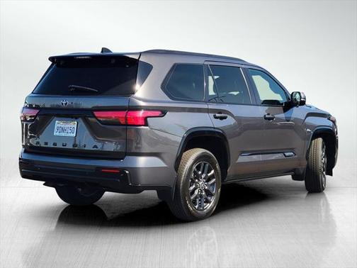 2023 Toyota Sequoia Platinum