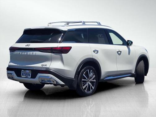 2022 INFINITI QX60 SENSORY