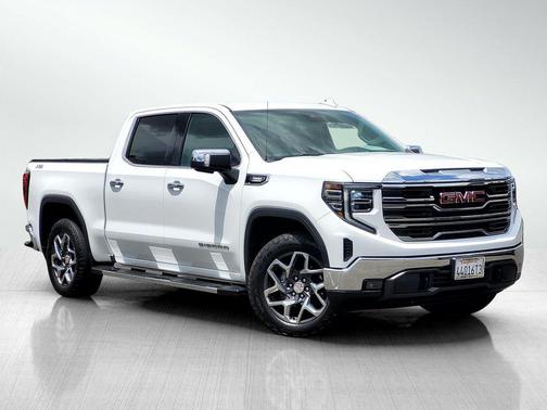 White 2023 GMC Sierra 1500 SLT