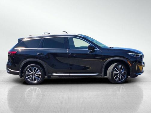 Black 2026 INFINITI QX60 LUXE AWD