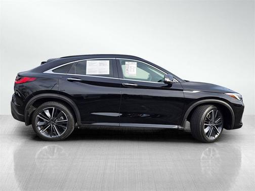 2023 INFINITI QX55 ESSENTIAL