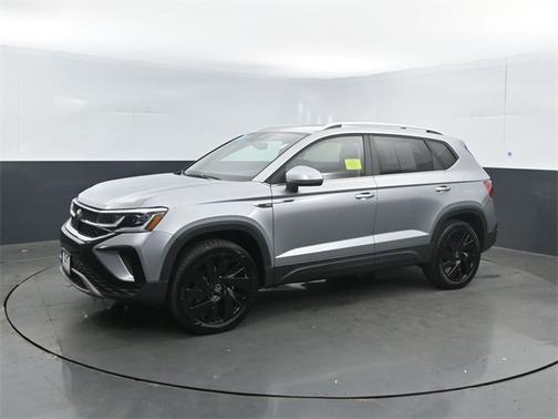 2024 Volkswagen Taos 1.5T SEL