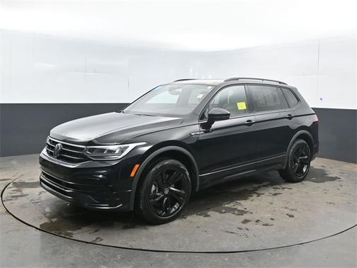 2024 Volkswagen Tiguan 2.0T SE R-Line Black