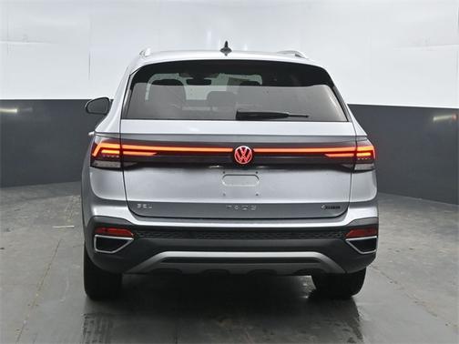2025 Volkswagen Taos 1.5T SEL