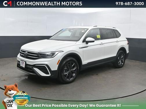Opal White Pearl Effect 2023 Volkswagen Tiguan 2.0T SE