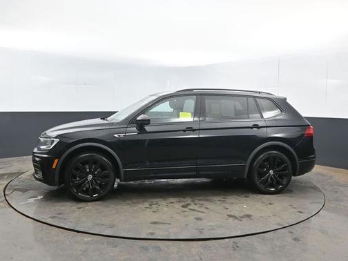 2021 Volkswagen Tiguan 2.0T SE R-Line Black
