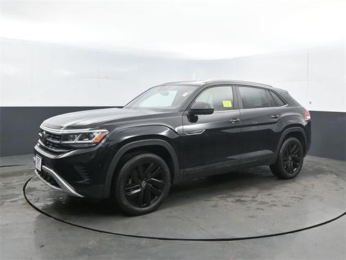 2023 Volkswagen Atlas Cross Sport 2.0T SE w/ Technology