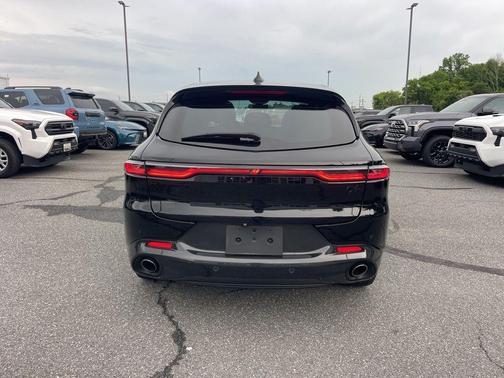 8 BALL 2024 Dodge Hornet R/T Plus