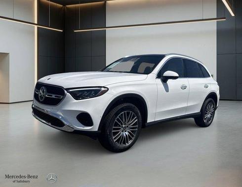 Polar White 2026 Mercedes-Benz GLC 300 Base 4MATIC