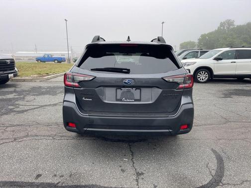Magnetite Gray Metallic 2024 Subaru Outback Onyx Edition XT