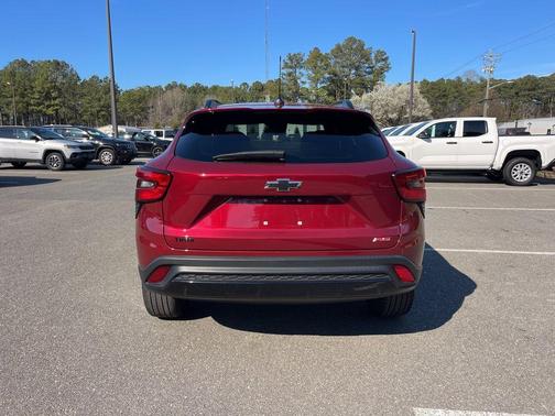 Crimson Metallic 2024 Chevrolet Trax 2RS