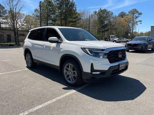 Platinum White Pearl 2023 Honda Passport EX-L