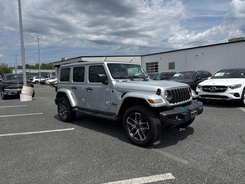Silver Zynith Clearcoat 2024 Jeep Wrangler 4xe Sport