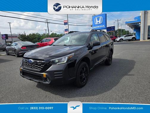 Crystal Black Silica 2023 Subaru Outback Wilderness