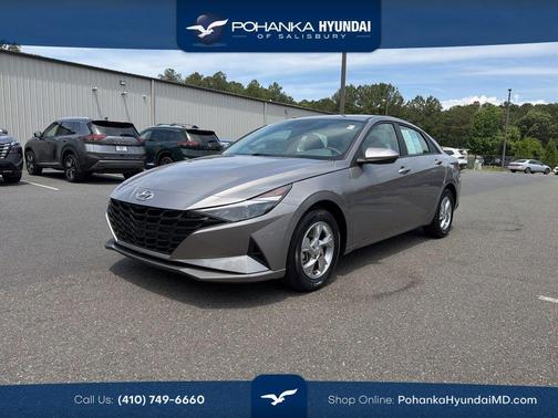 Metal 2023 Hyundai ELANTRA SE