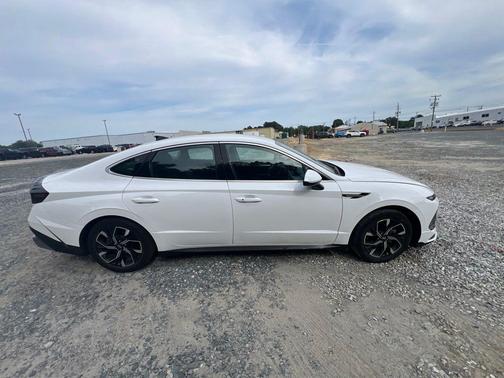 White 2024 Hyundai SONATA SEL