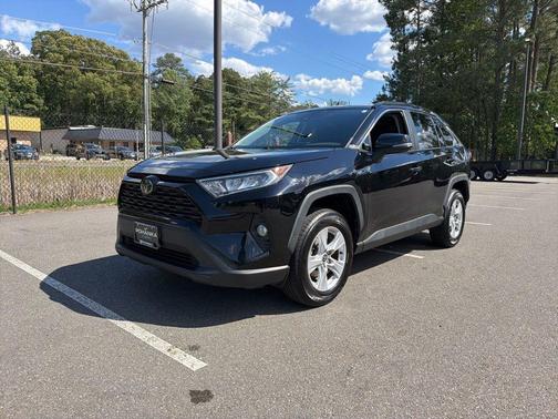 Midnight Black Metallic 2021 Toyota RAV4 XLE
