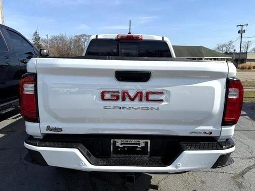 2023 GMC Canyon Base