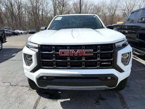 2023 GMC Canyon Base