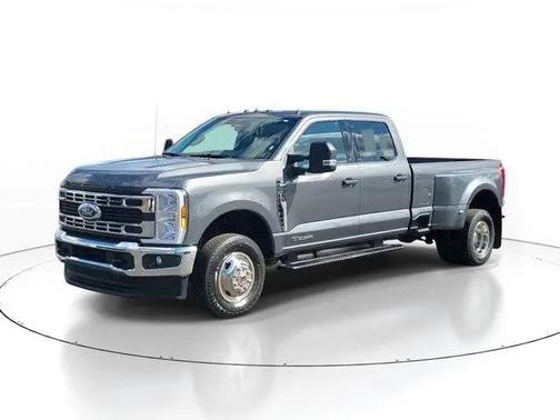2025 Ford F-350 Lariat