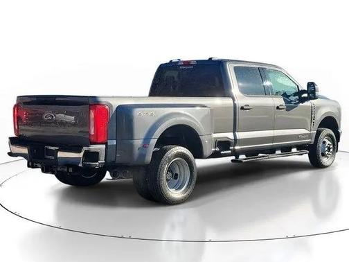 2025 Ford F-350 Lariat
