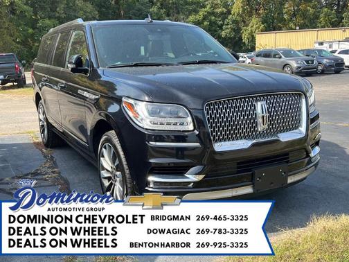 Photo 1 of 40 of 2020 Lincoln Navigator L Reserve