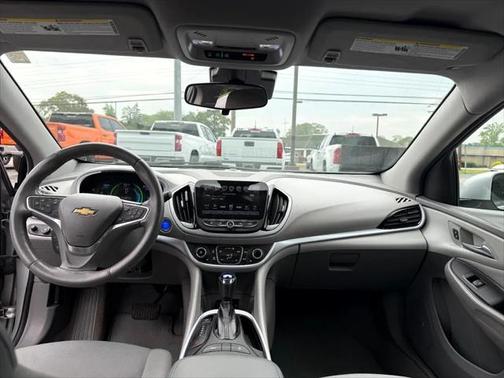 2018 Chevrolet Volt LT