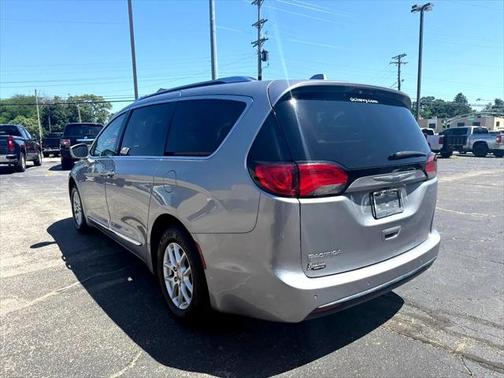 2020 Chrysler Pacifica Touring L