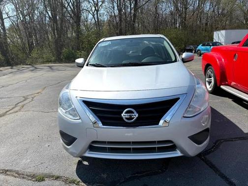 2016 Nissan Versa 1.6 S