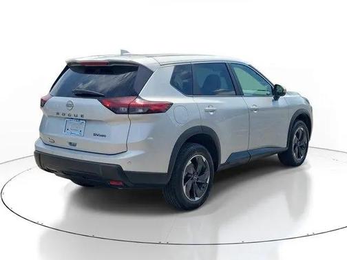 Brilliant Silver Metallic 2024 Nissan Rogue SV