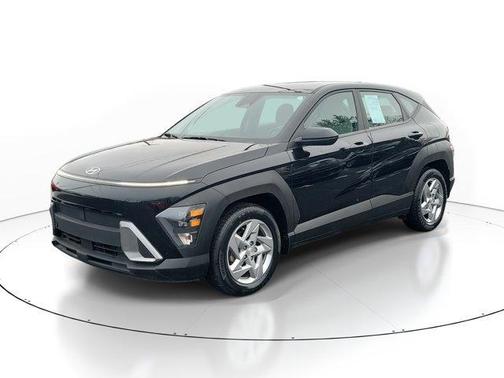 2025 Hyundai KONA SE