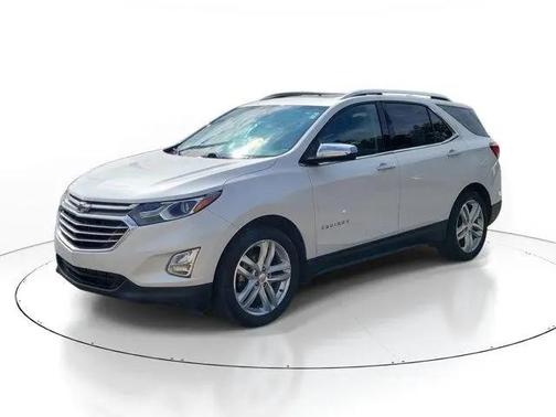 Iridescent Pearl Tricoat 2018 Chevrolet Equinox Premier