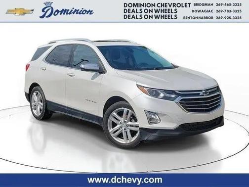 Iridescent Pearl Tricoat 2018 Chevrolet Equinox Premier