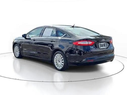 2016 Ford Fusion Hybrid SE