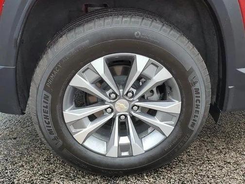 Radiant Red Tintcoat 2026 Chevrolet Equinox 1LT