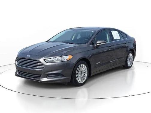 2016 Ford Fusion Hybrid SE