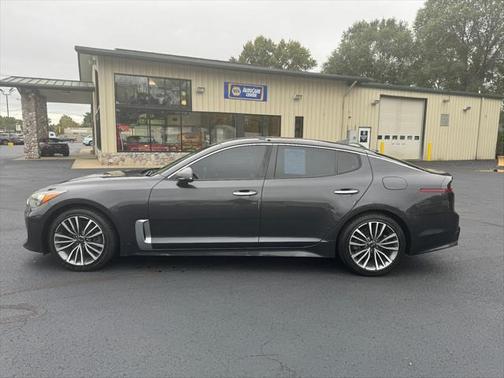 2019 Kia Stinger Base