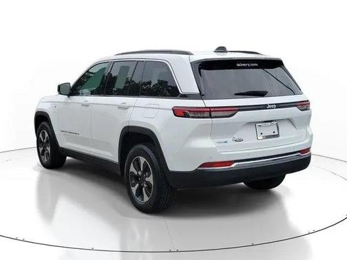 Bright White Clearcoat 2024 Jeep Grand Cherokee 4xe Base