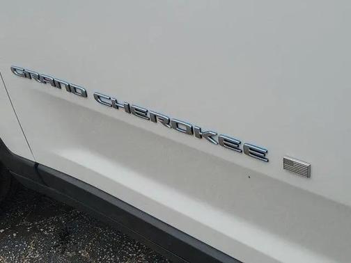 Bright White Clearcoat 2024 Jeep Grand Cherokee 4xe Base