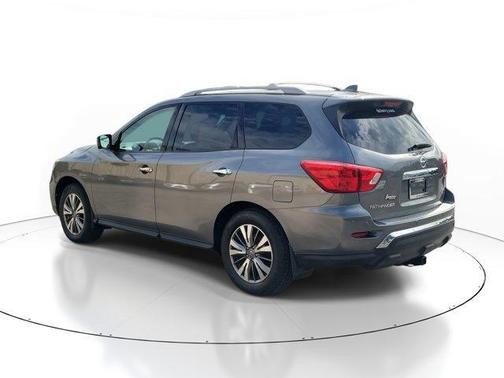 2020 Nissan Pathfinder SL 4WD