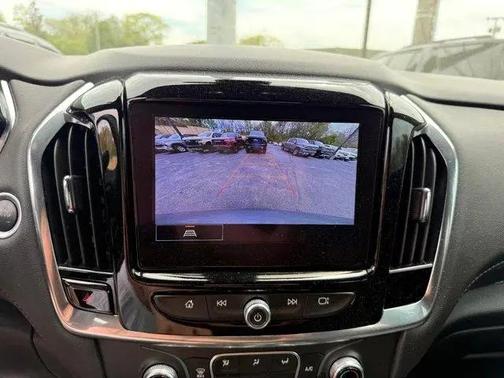 2024 Chevrolet Traverse LT Cloth