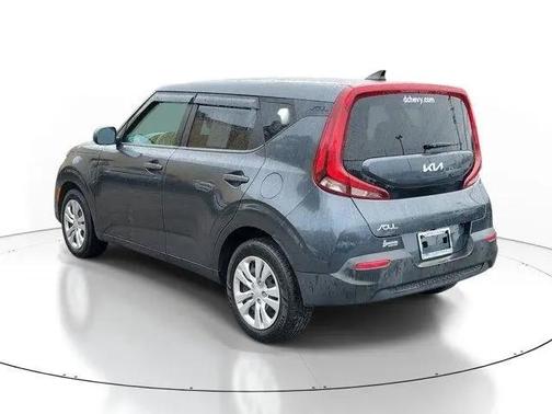 Gravity Gray 2022 Kia Soul LX