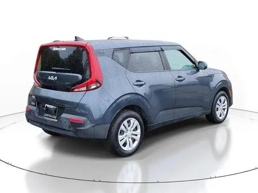 Gravity Gray 2022 Kia Soul LX