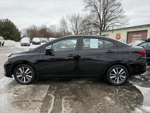 2024 Nissan Versa 1.6 SV