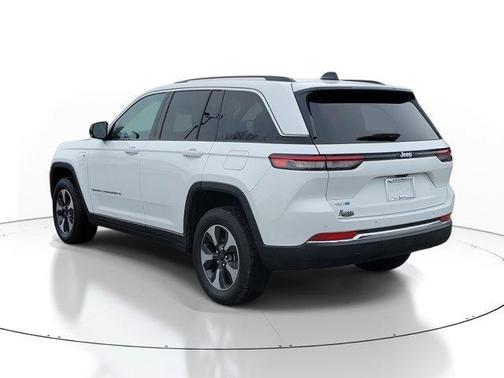 2022 Jeep Grand Cherokee 4xe Base