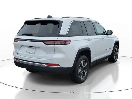Bright White Clearcoat 2022 Jeep Grand Cherokee 4xe Base