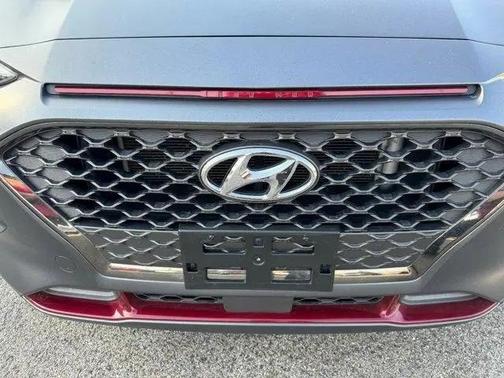 Matte Grey w/Iron Man Red Roof 2019 Hyundai KONA Iron Man